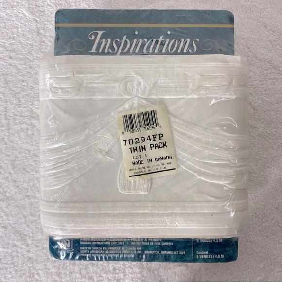 Vintage Inspirations White Textured Embossed  Paintable Wallpaper Border Trim - Picture 1 of 11